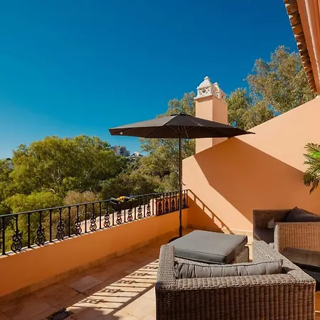 Penthouse With Sea And Views, Nueva Andalucia, Διαμέρισμα *