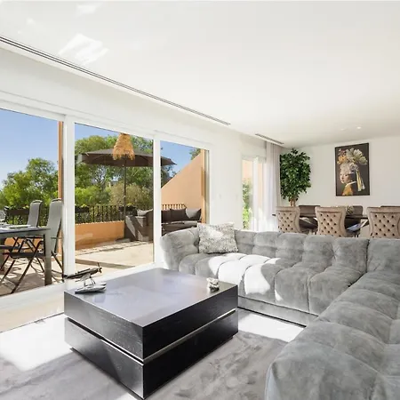 Penthouse With Sea And Views, Nueva Andalucia, *