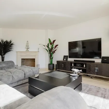 Penthouse With Sea And Views, Nueva Andalucia, *